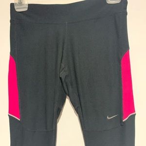 Nike dri fit capris